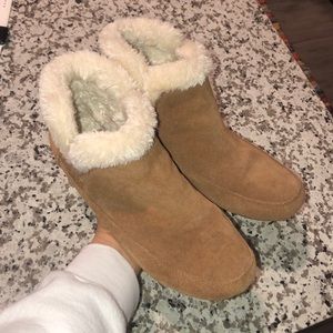 House Slippers/Booties